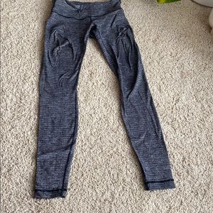 Size 6 lululemon leggings